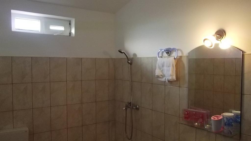 Vila Laura Észak-Eforie Szoba fotó